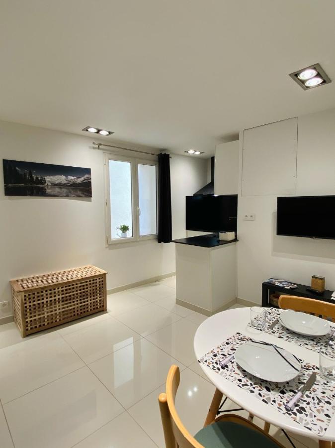Studio La Tour Saint-Etienne-de-Tinee Exterior photo